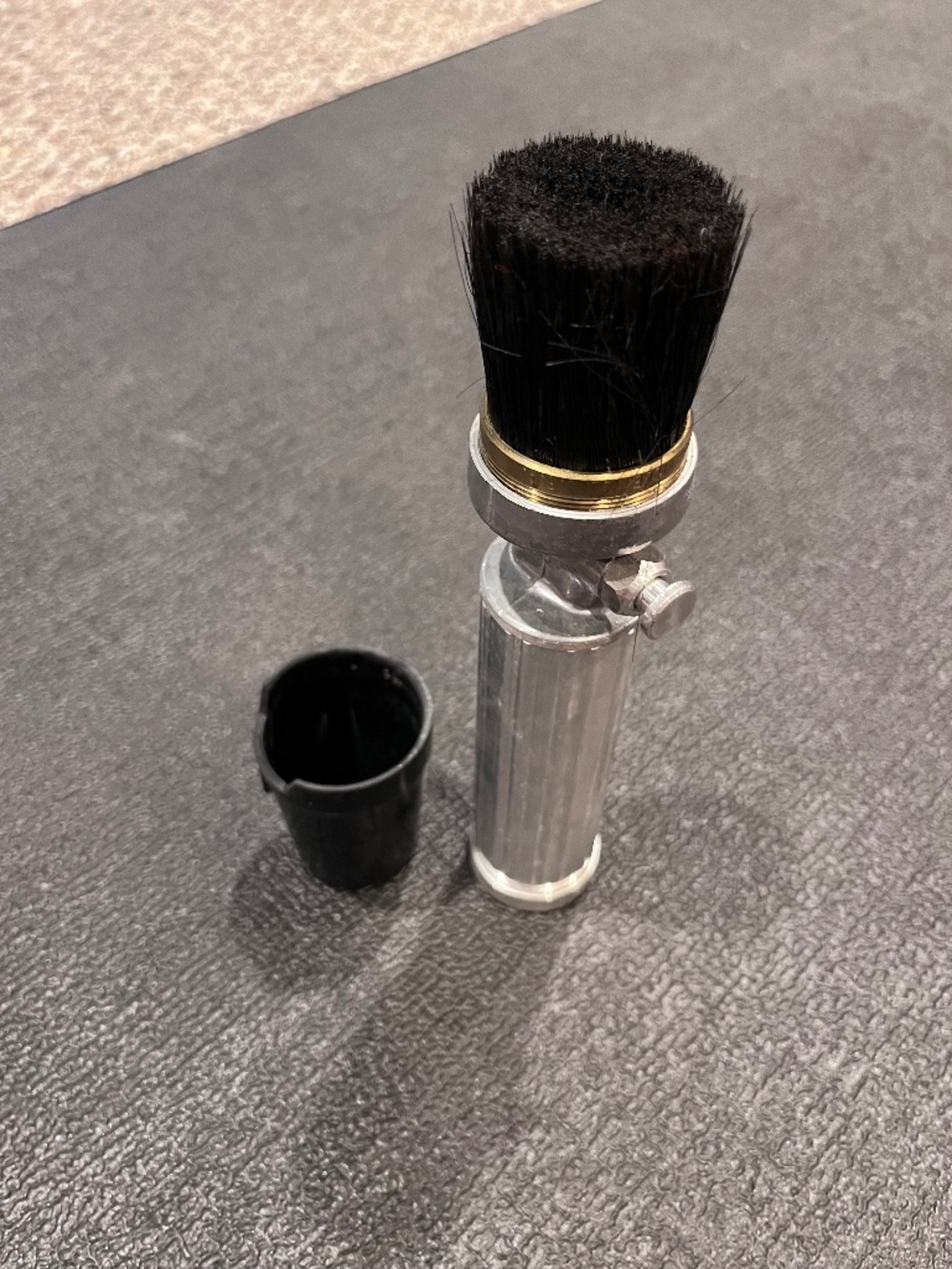 Weapons cleaning brush